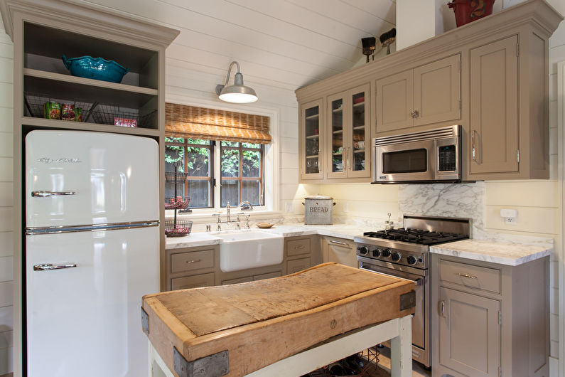 Small Kitchen with Island - Interior Design