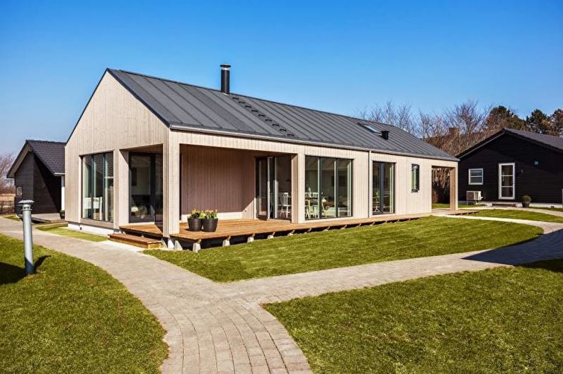 Façade d'une maison de campagne de style scandinave - photo