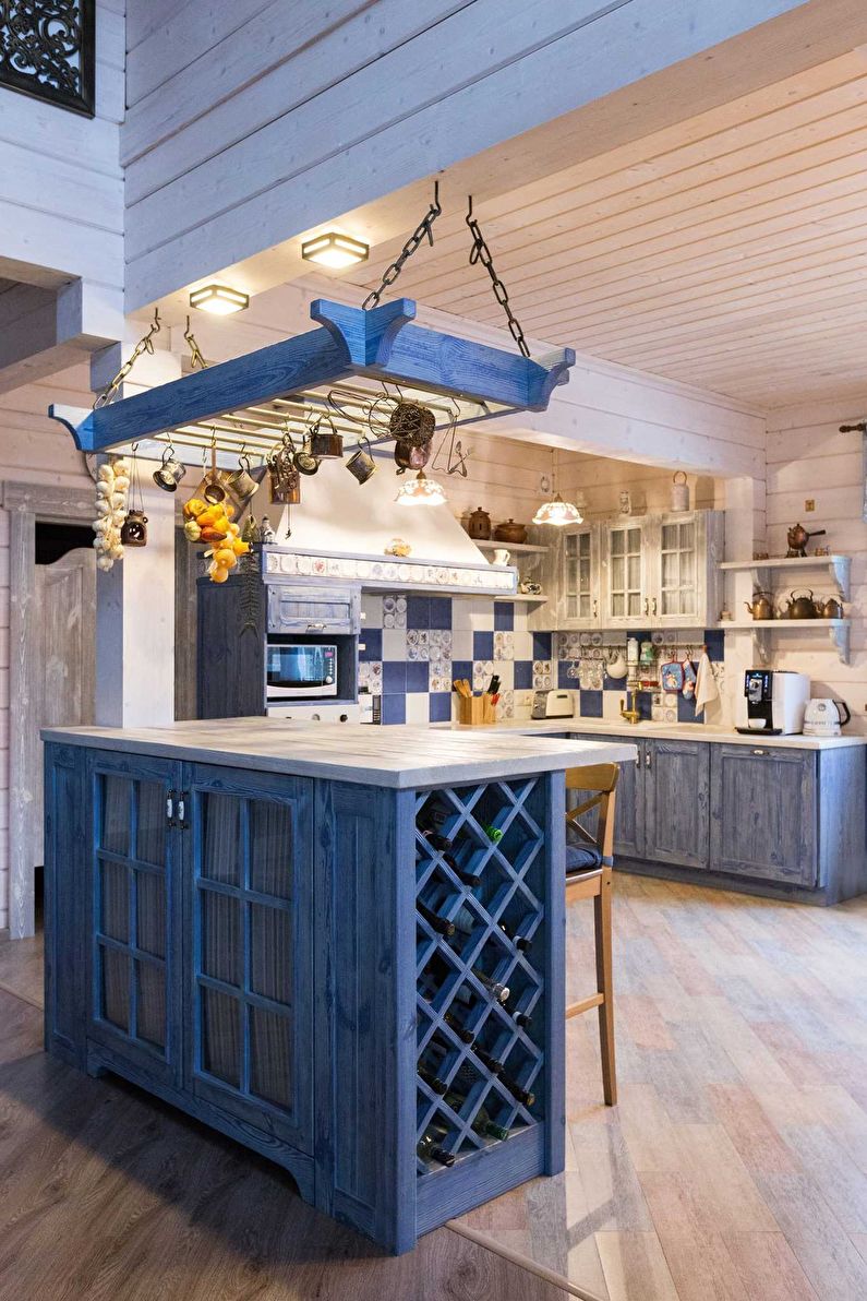 Country style wooden kitchen design