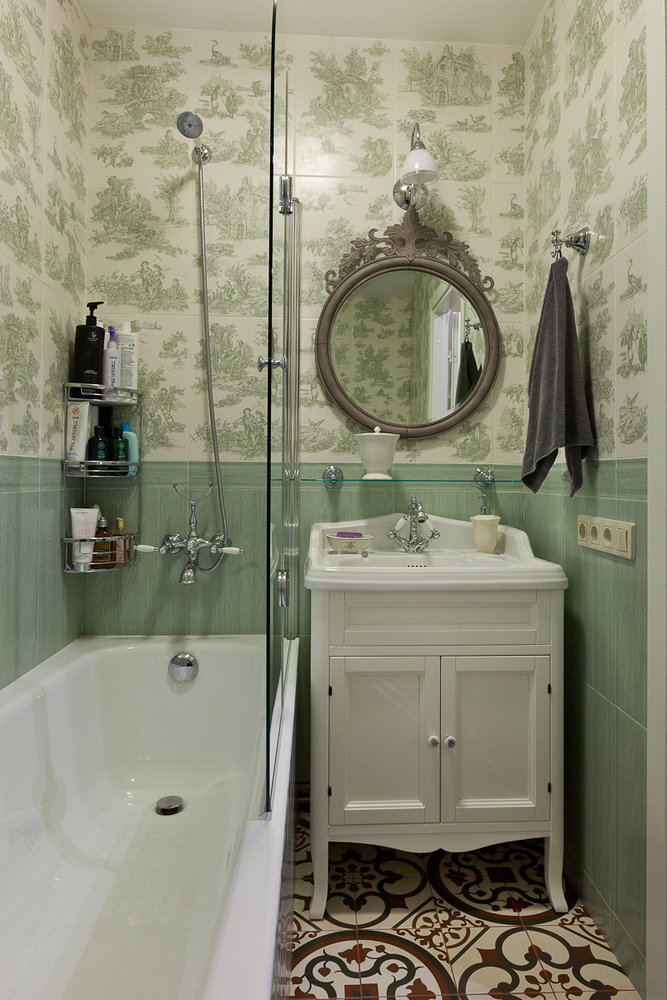 Design a small bathroom in a classic style