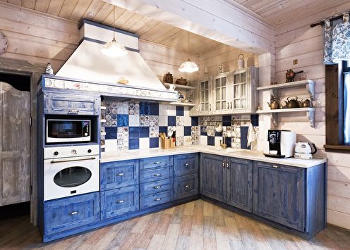 Cucina in legno in stile country