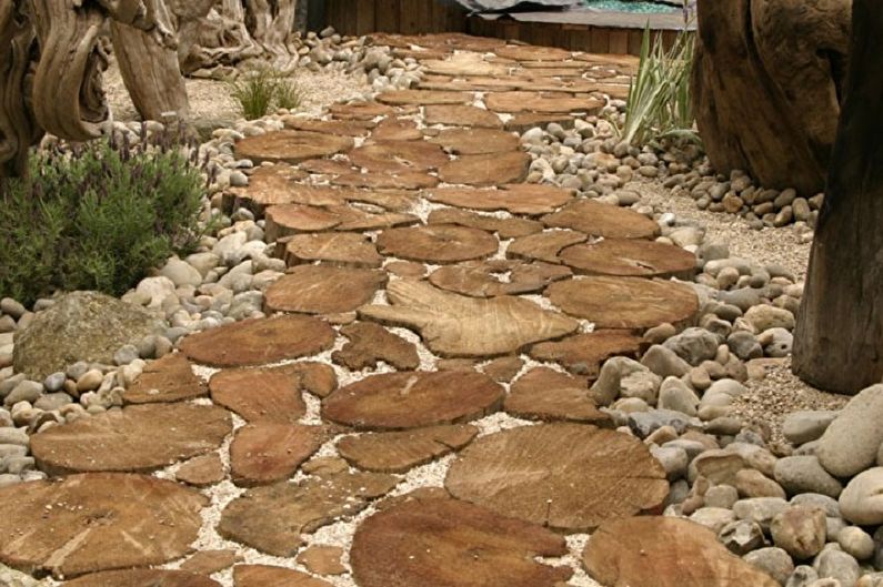 Caminos de jardín de bricolaje - cuñas de madera