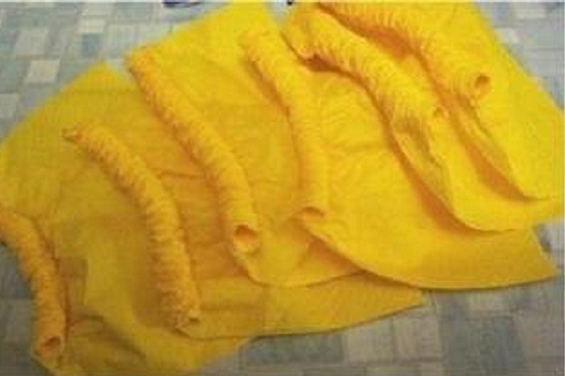 Mga bulaklak na Do-it-yourself mula sa mga napkin - Lush yellow rose