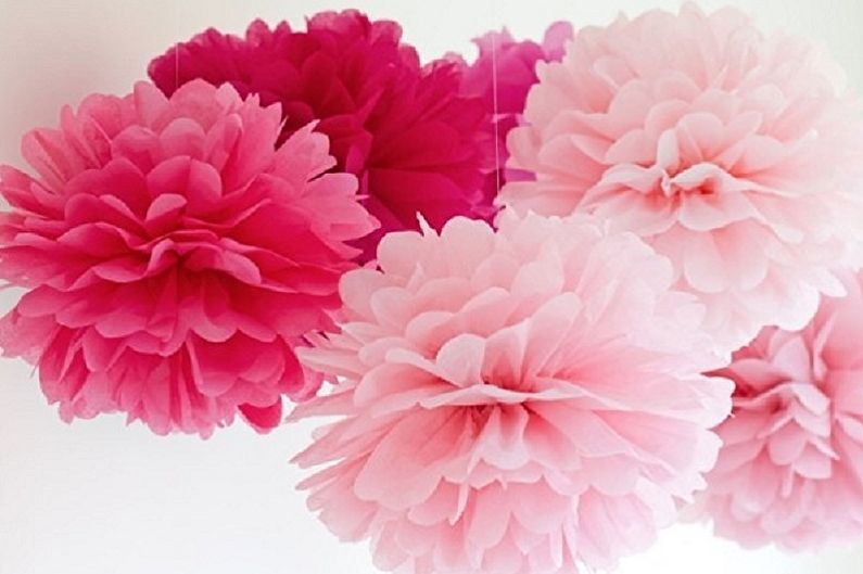 Bunga DIY dari serbet - Peonies