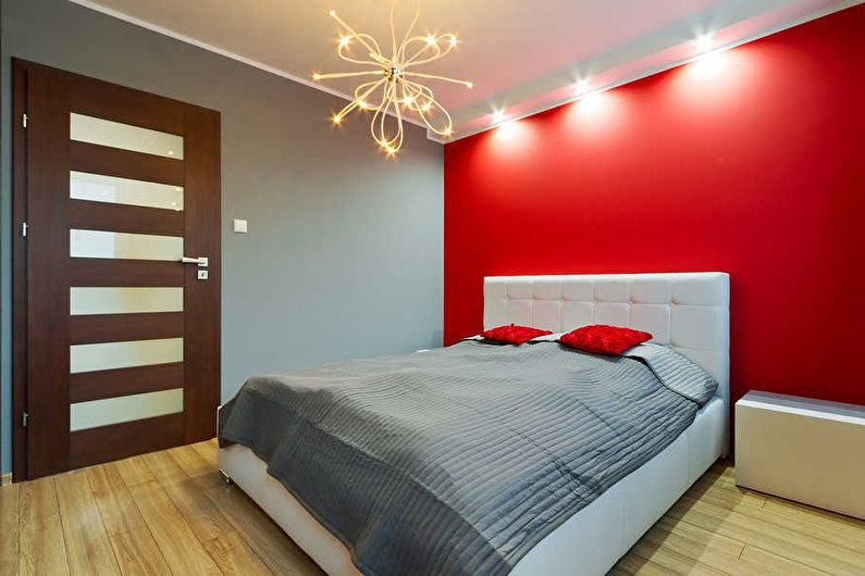 Color gris en el interior: una combinación con rojo