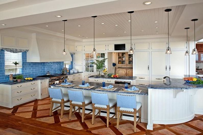 Mediterranean style kitchen interior design - photo