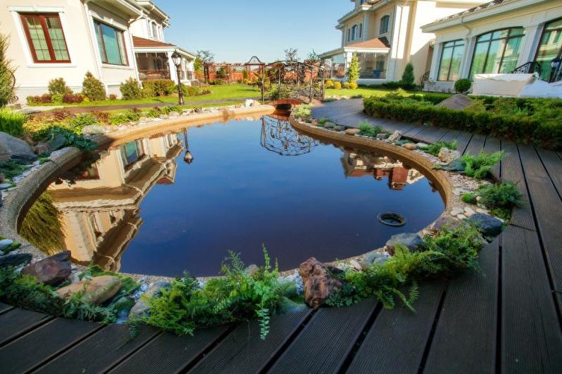 Jardin en pierre - Parterre de fleurs au chalet, idées d'aménagement paysager