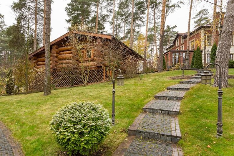 Landskapsarkitektur av säsongens dacha - sökvägar