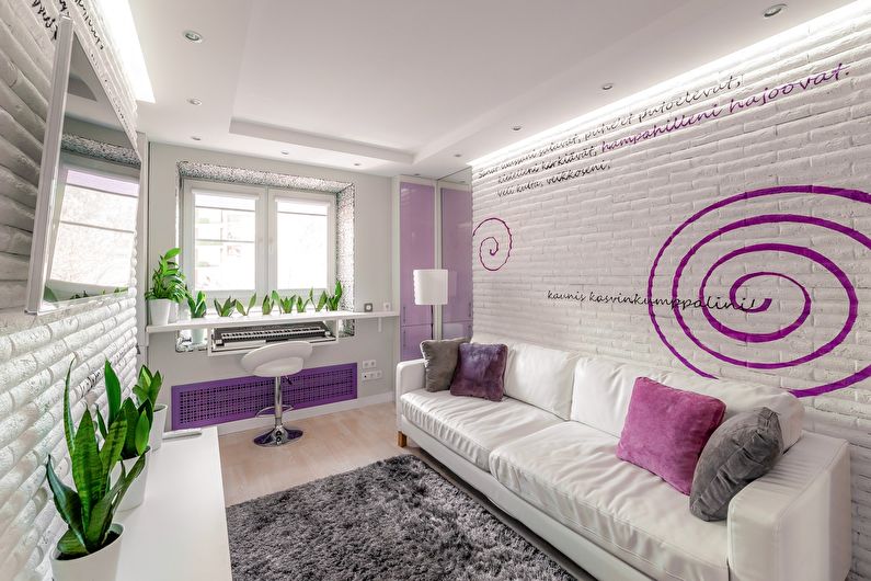 Soggiorno viola a Krusciov - interior design