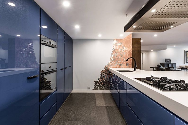 Design d'intérieur de cuisine dans les tons bleus - photo