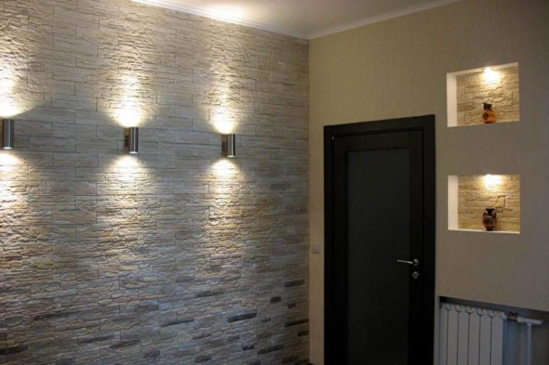 Piatră decorativă în interiorul holului - Decor, accesorii, lumină