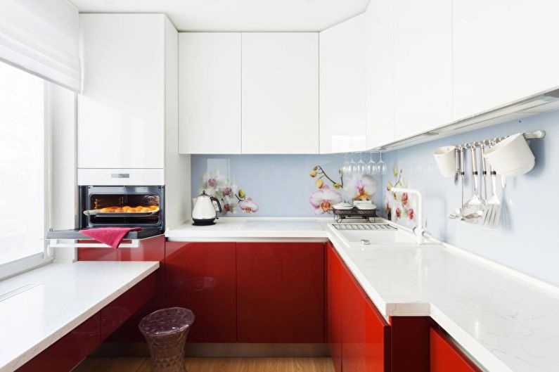 Design de interiores de cozinha em cores brilhantes - foto