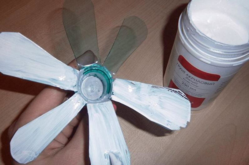 DIY plastmasas pudeļu izstrādājumi - aizkari un vītnes