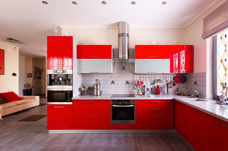 Design de interiores de cozinha em vermelho - foto