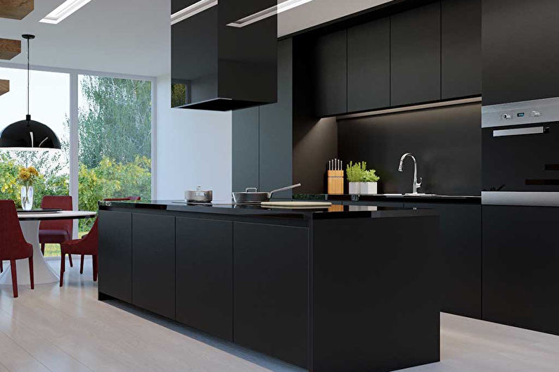 Cocina negra de 8 m2. - Diseño de interiores