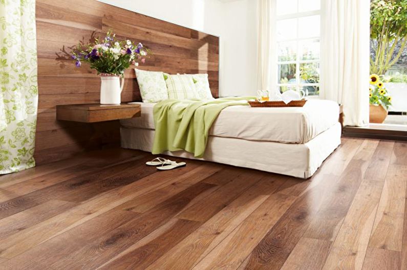 Warna hijau - Laminate di dinding