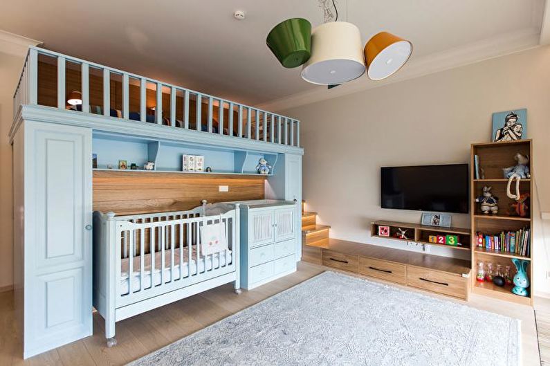 Laminaat op de muur binnen een kinderkamer - foto