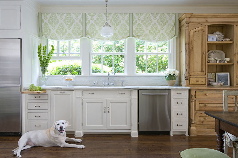 Provence-style curtains for the kitchen