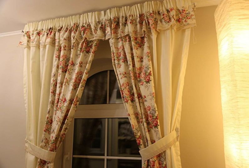 Cortinas de estilo provenzal - foto