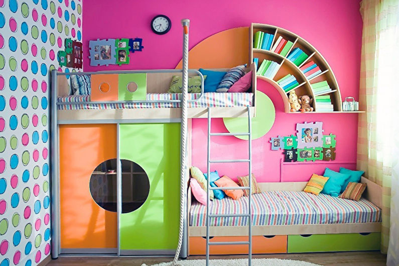 Design of a nursery for a girl in pop art style