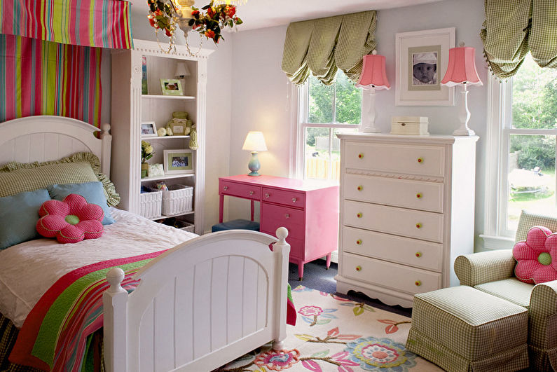 Aménagement intérieur d'une chambre d'enfant pour une fille - photo