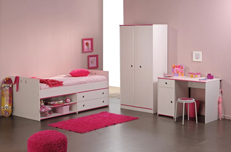 Aménagement intérieur d'une chambre d'enfant pour une fille - photo