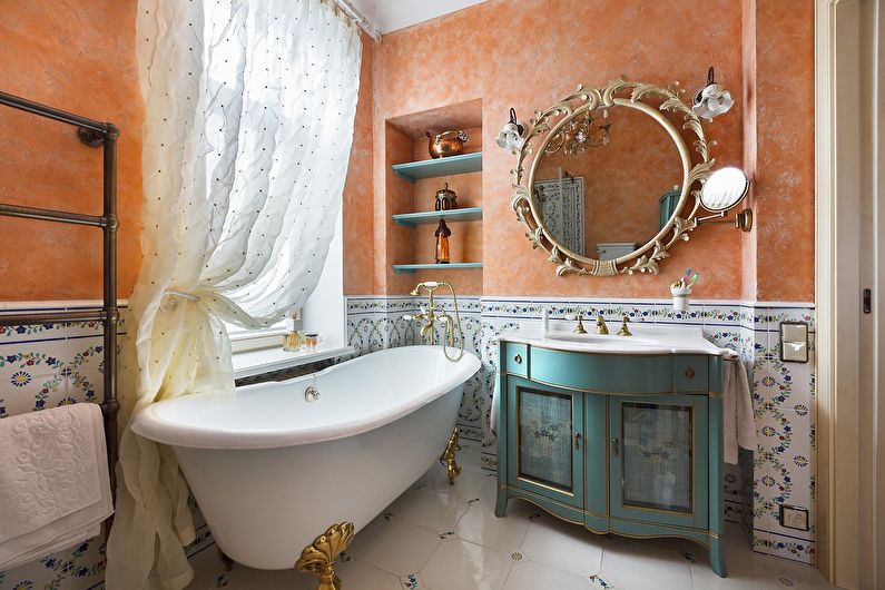 Aménagement intérieur d'une salle de bain de style provençal - photo