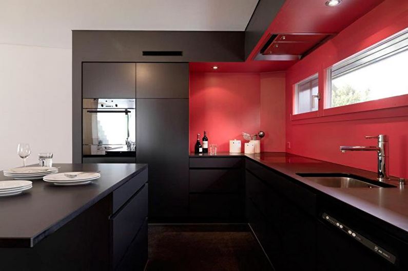 Cocina roja y negra al estilo minimalista - Diseño de interiores