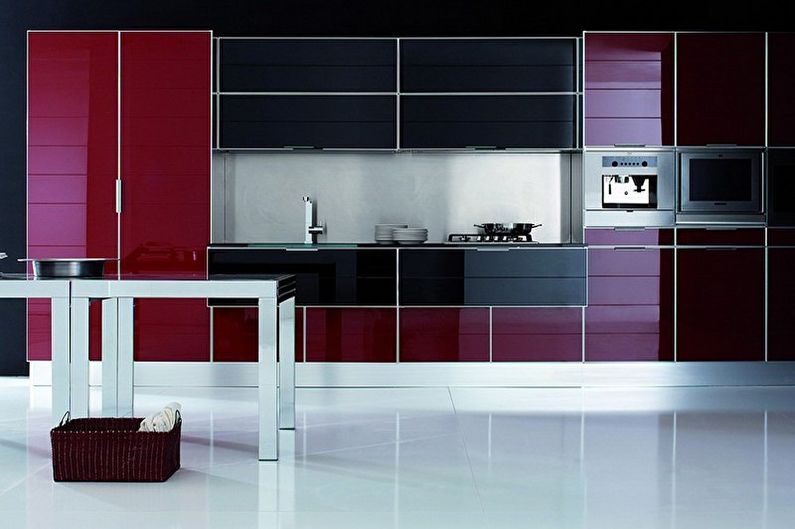 Cucina rossa e nera - foto di interior design