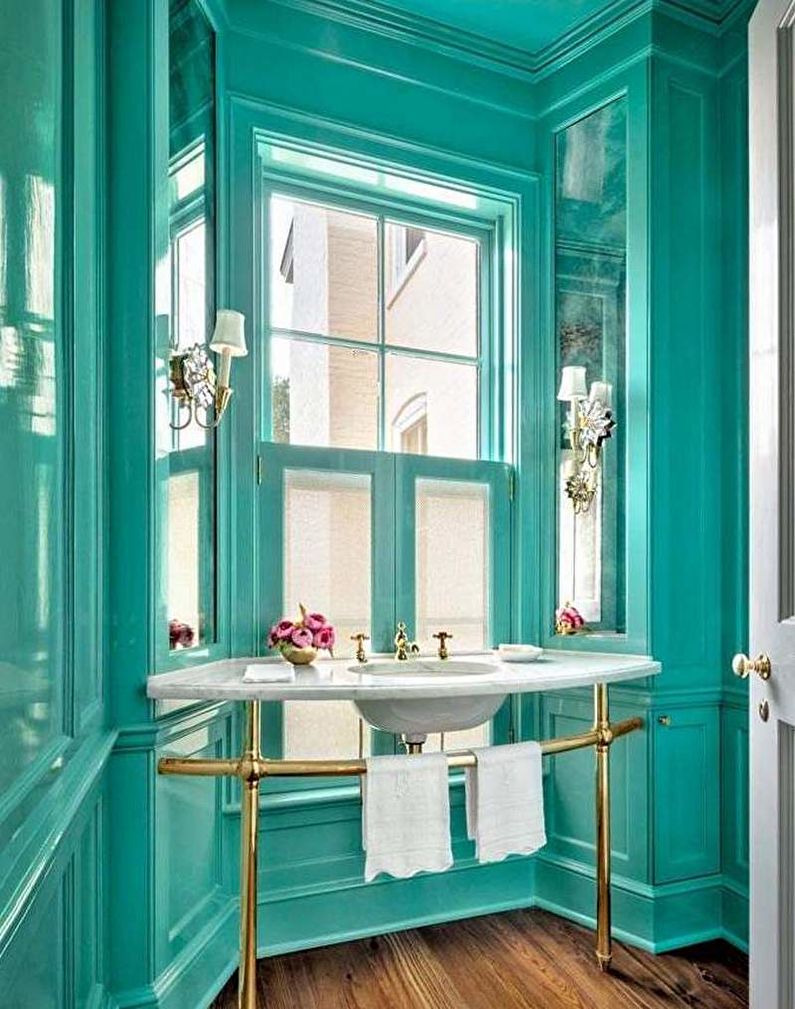 Classic Turquoise Bathroom - Interior Design