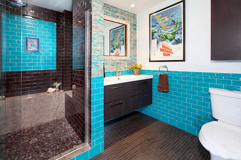 Turquoise bathroom - interior design photo