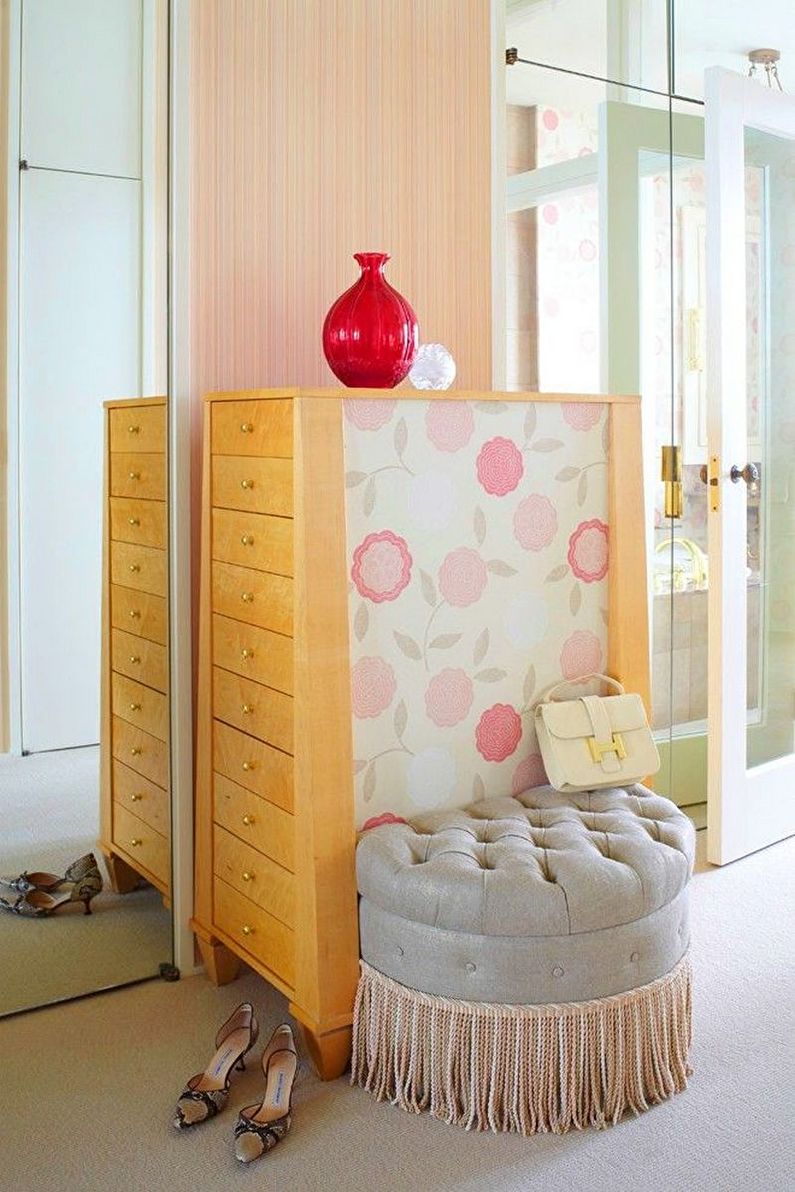 Poufs pour le couloir - photo