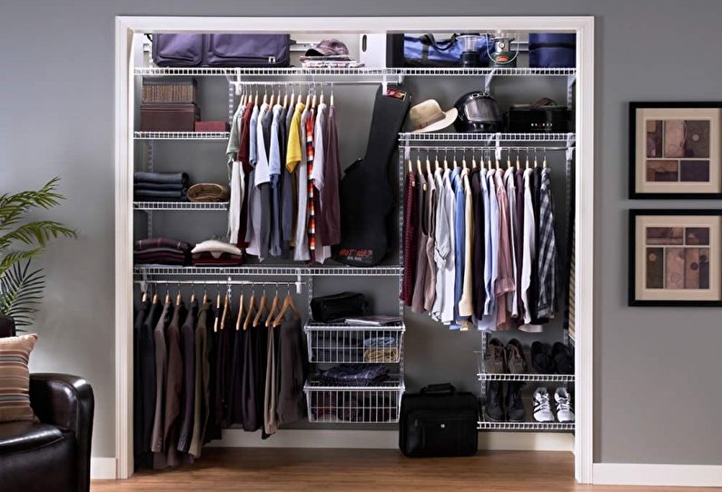 Kleiderschrank in der Speisekammer - Interior Design