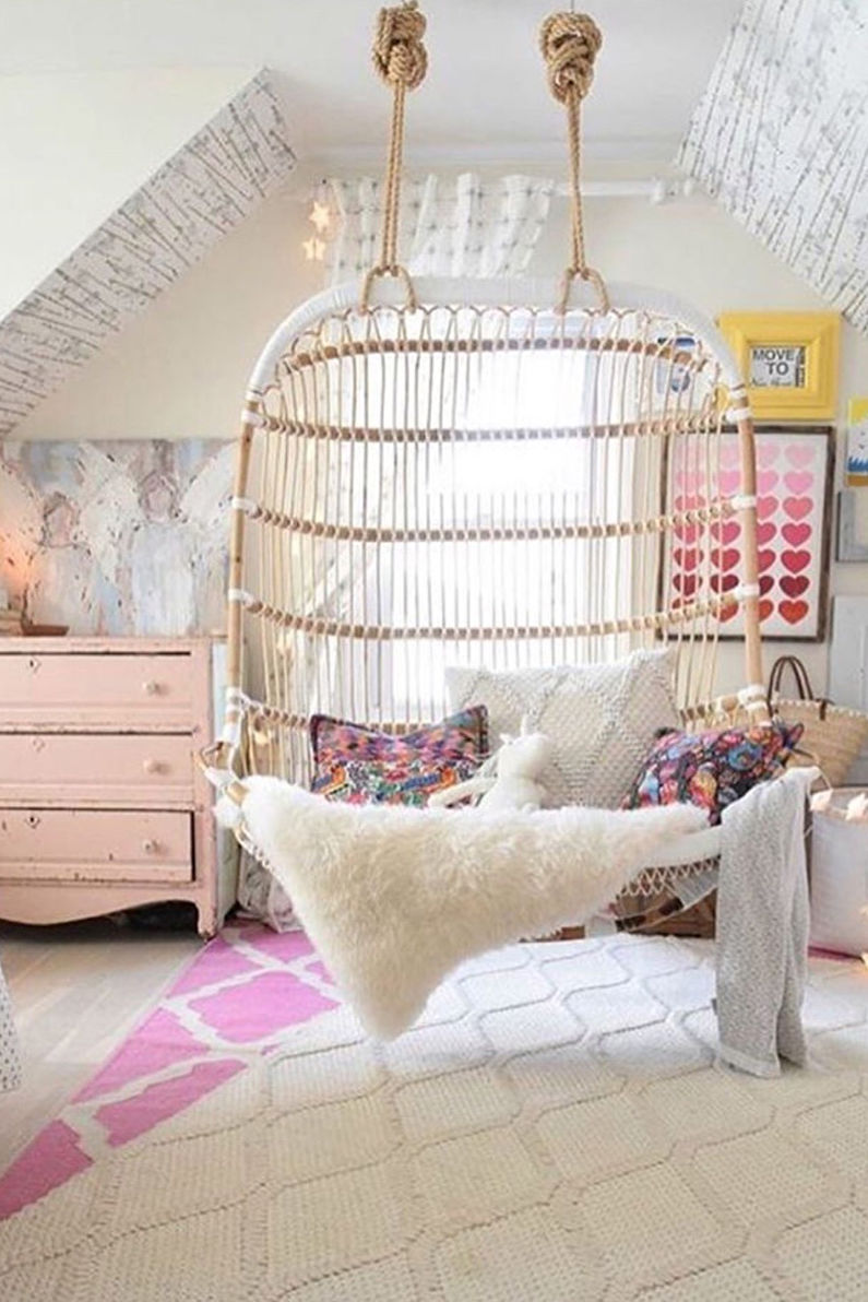 Room Design for Teenage Girls - Photo