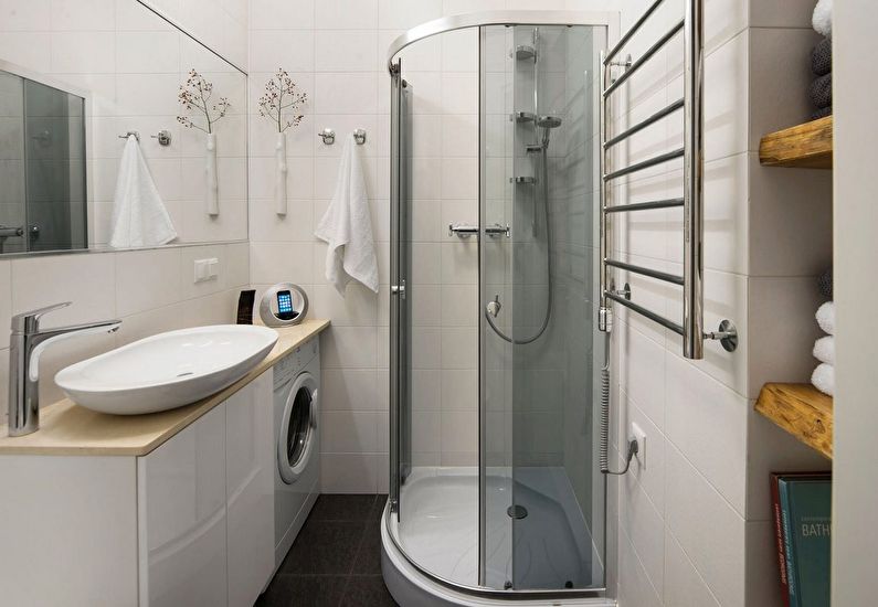 Aménagement intérieur d'une salle de bain de 4 m² avec douche - photo