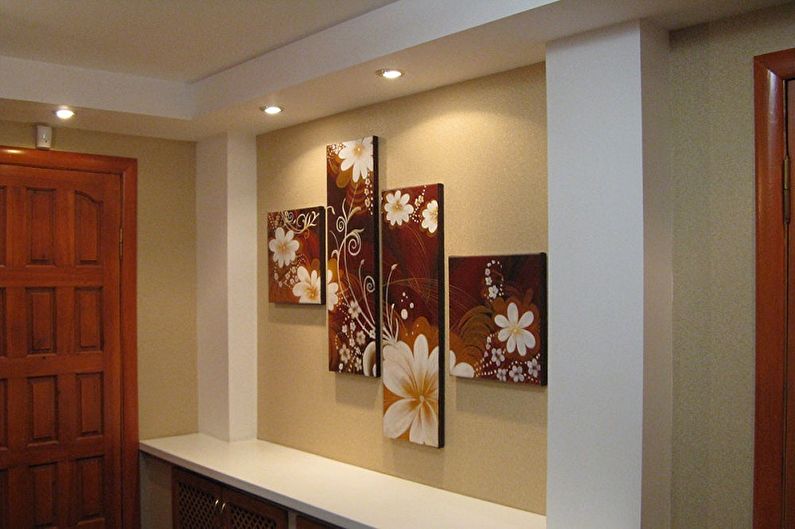 Modular paintings in the interior of the hallway