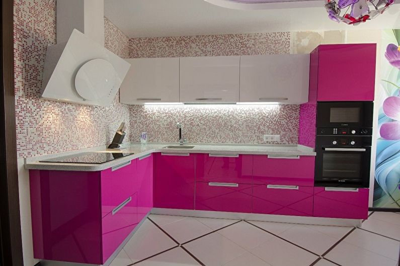 Pink kitchen - interior design photo