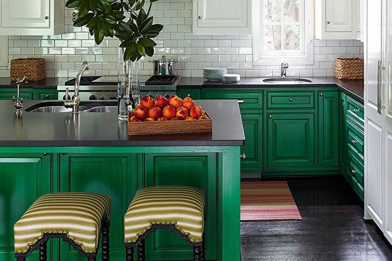 Green kitchen - interior design photo