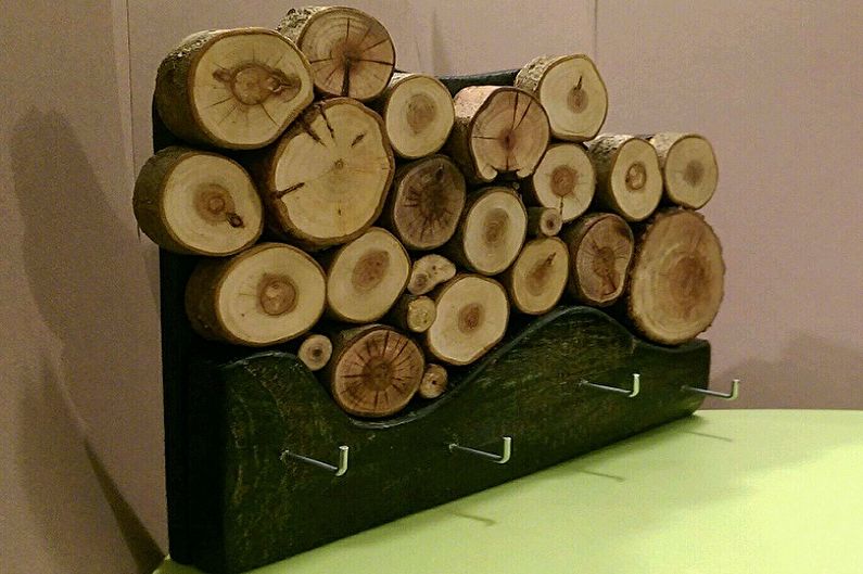 Llavero de pared para bricolaje para una sala de sierra de madera