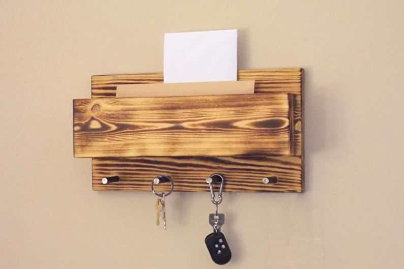 Wall key holder for an entrance hall - photo ideas