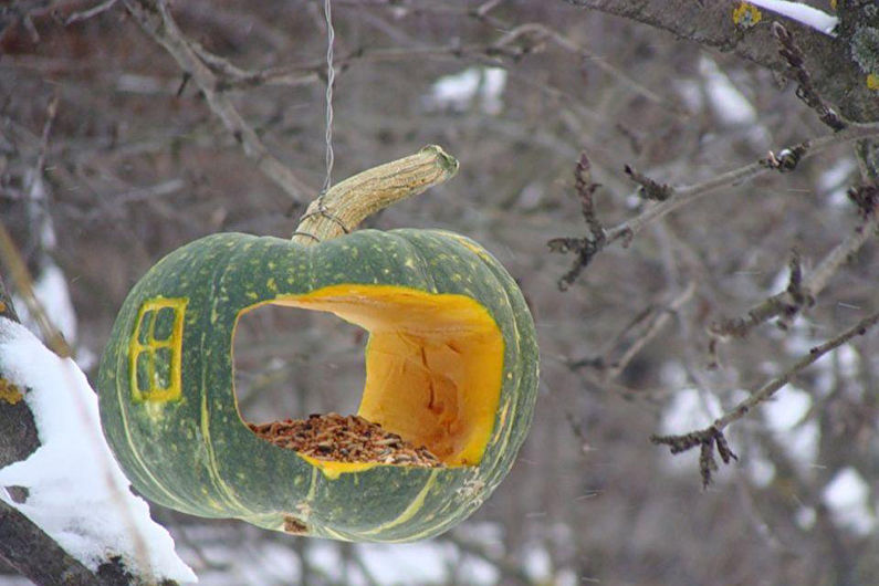 DIY Garden Decorations - Vogelhuisjes