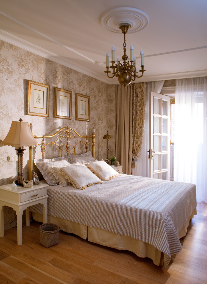 Classic Bedroom Design - Ceiling Finish