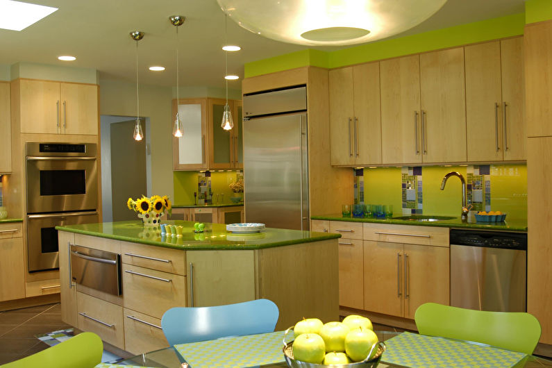 Verde con marrón: la combinación de colores en el interior