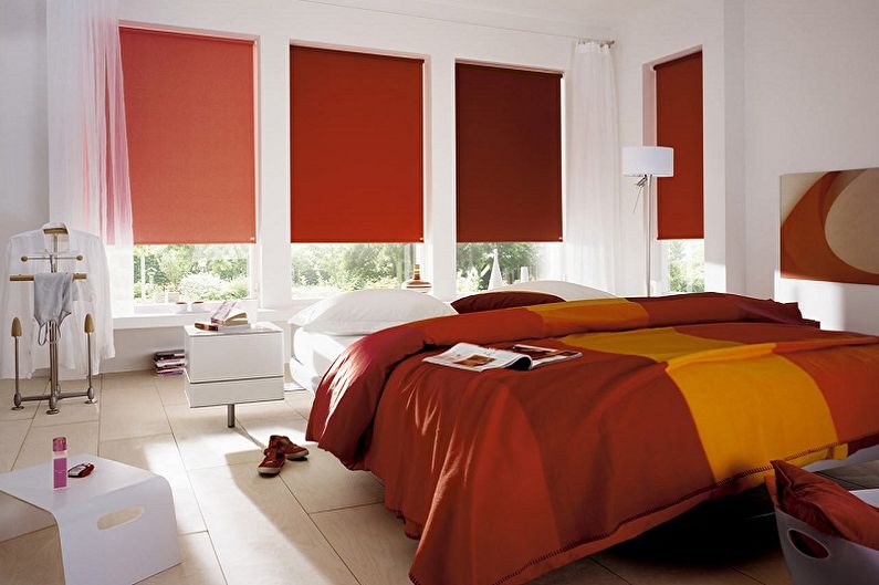 Cortinas enroladas para um quarto - foto