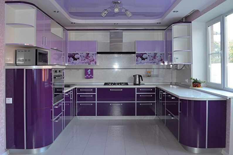 Purple kitchen - interior design photo