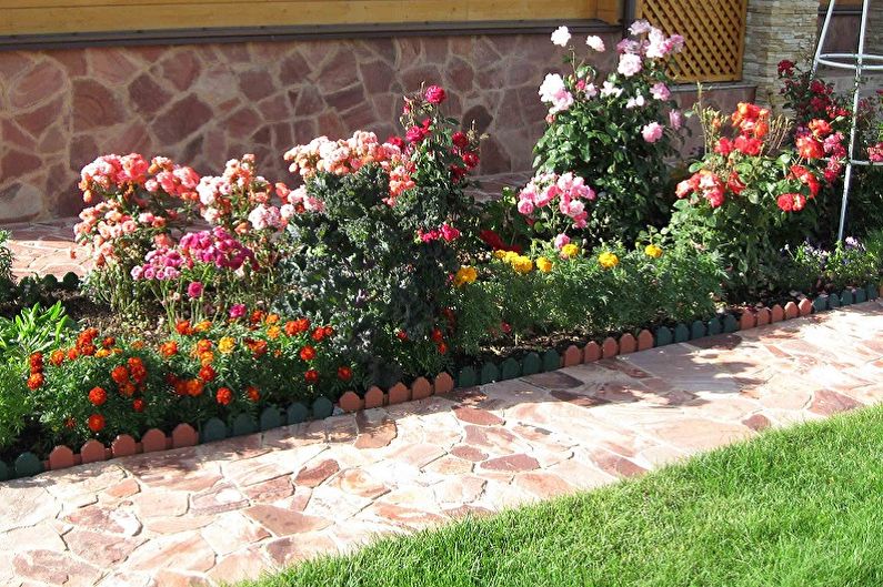 DIY flowerbed - larawan