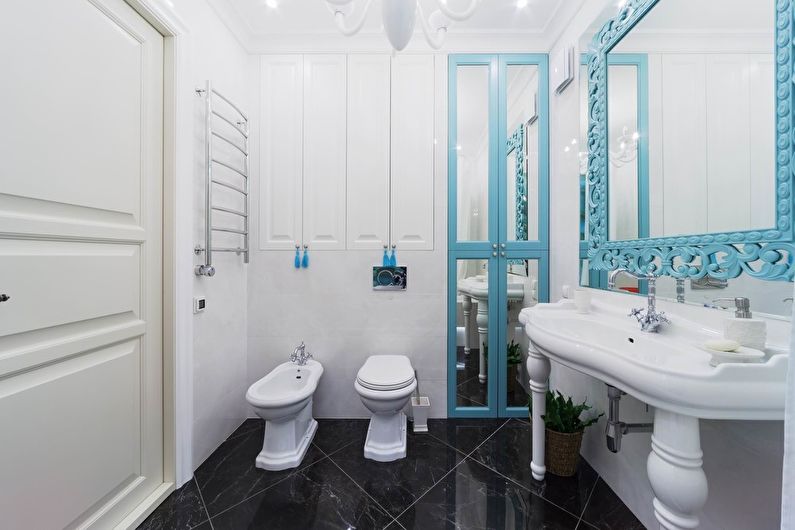 Design intérieur d'une salle de bain de style classique - photo