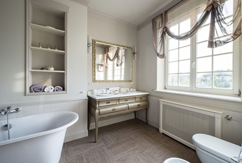 Design intérieur d'une salle de bain de style classique - photo