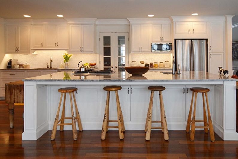 Bar stools for the kitchen - Materials