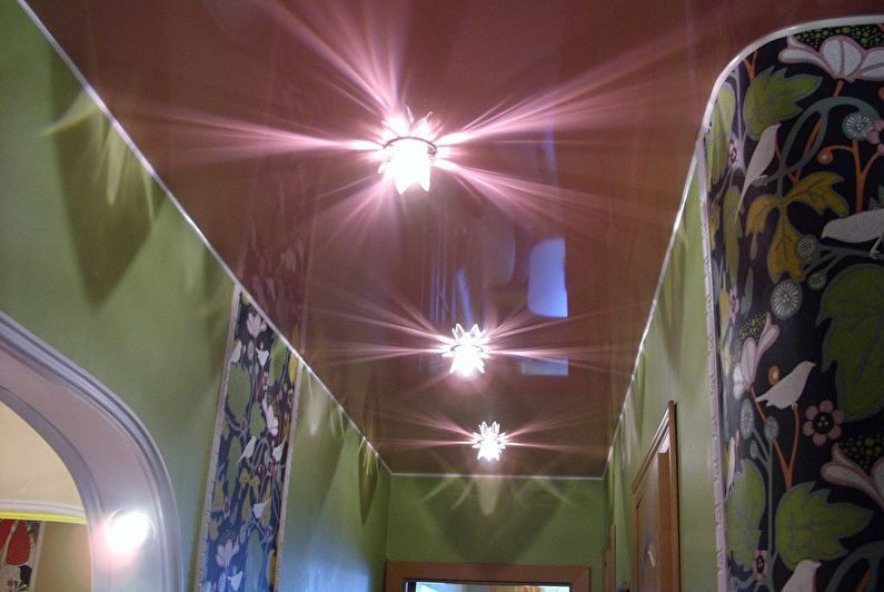 Stretch ceiling in the hallway - photo